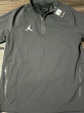 NWT Jordan Jumpman Nike Jacket Short Sleeve Men's Medium